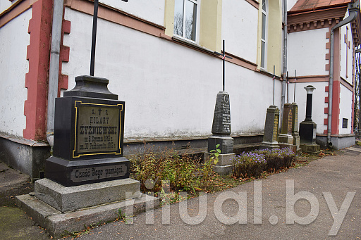 Костёл Воздвижения Святого Креста на Кальварийском кладбище в Минске, фото Костёл Воздвижения Святого Креста на Кальварийском кладбище в Минске, фото
