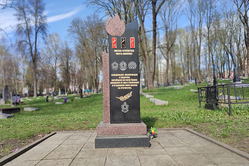 Центральная аллея Военного кладбища: дорога к храму, фото