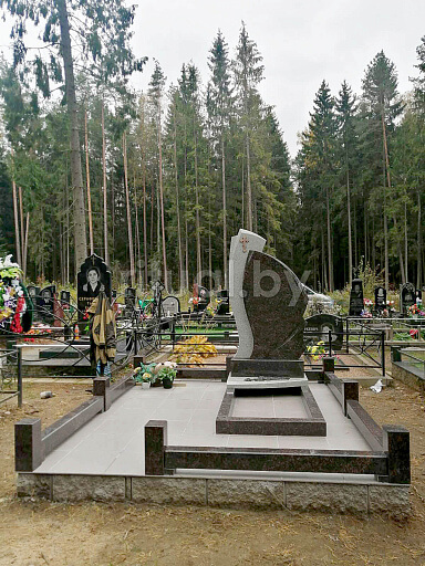 Памятники – заказать памятник на могилу в Минске, фото