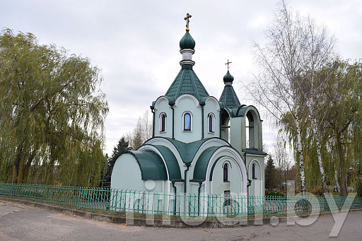 Сергиевская церковь-часовня на кладбище Михановичи в Минске, фото Сергиевская церковь-часовня на кладбище Михановичи в Минске, фото