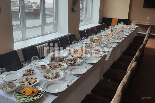 Организовать поминки в кафе-столовой Вкусный ланч, фото